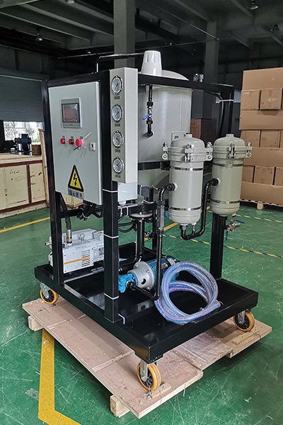 ZLYC Series Efficient Vacuum Oil Filter Cart​ Product Display 1